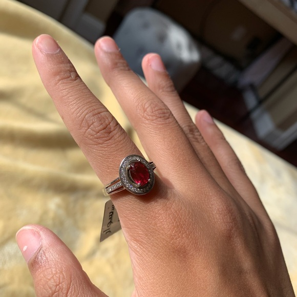 Genuine silver ring - Picture 2 of 3